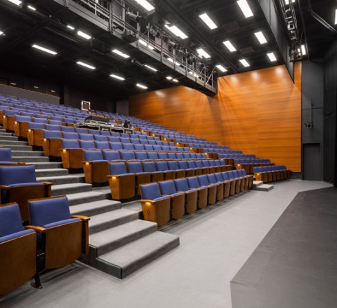 AuditoriumMontignac-StephaneGroleau-109-B